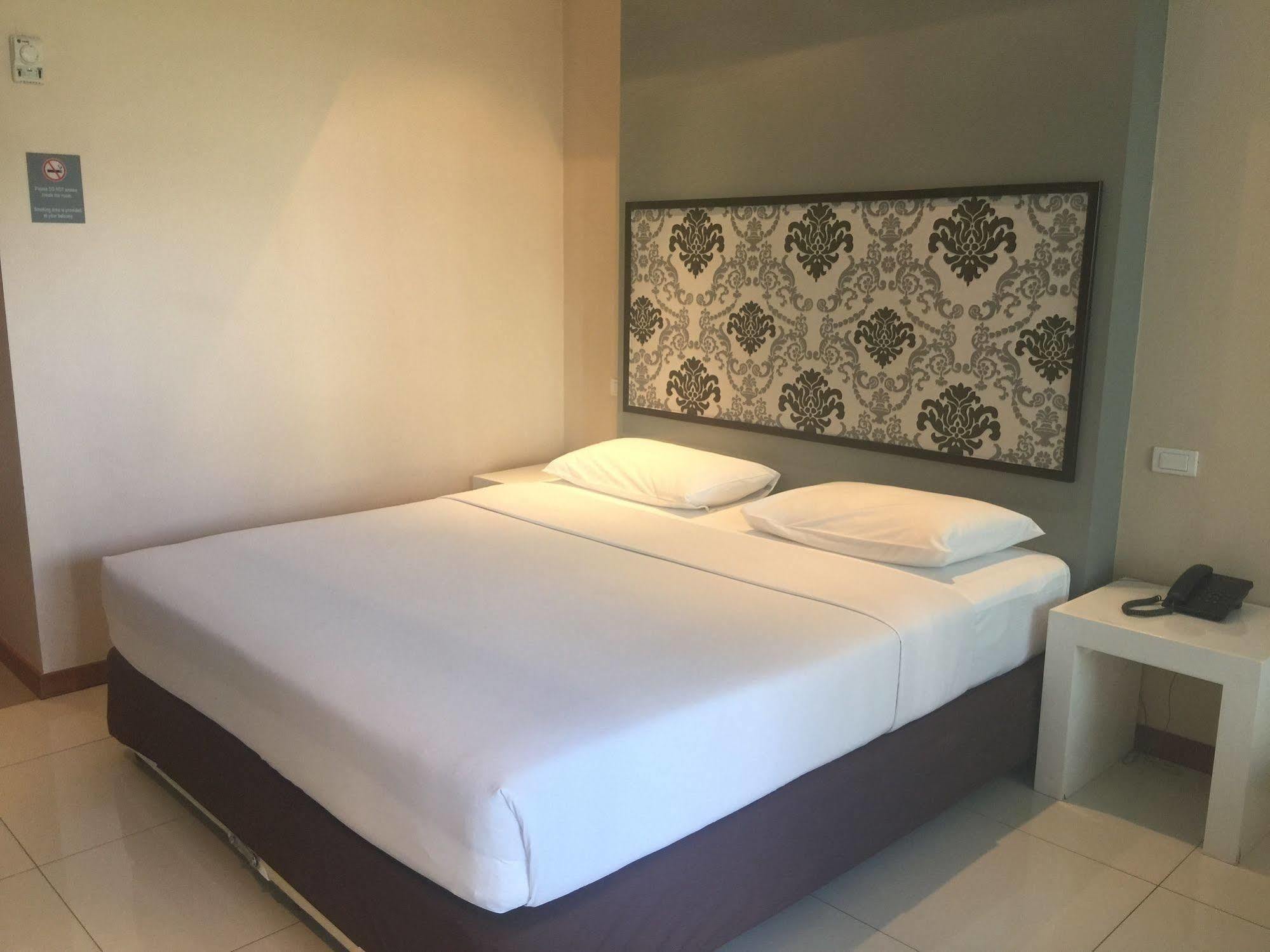 Marsi Pattaya Hotel Exterior foto